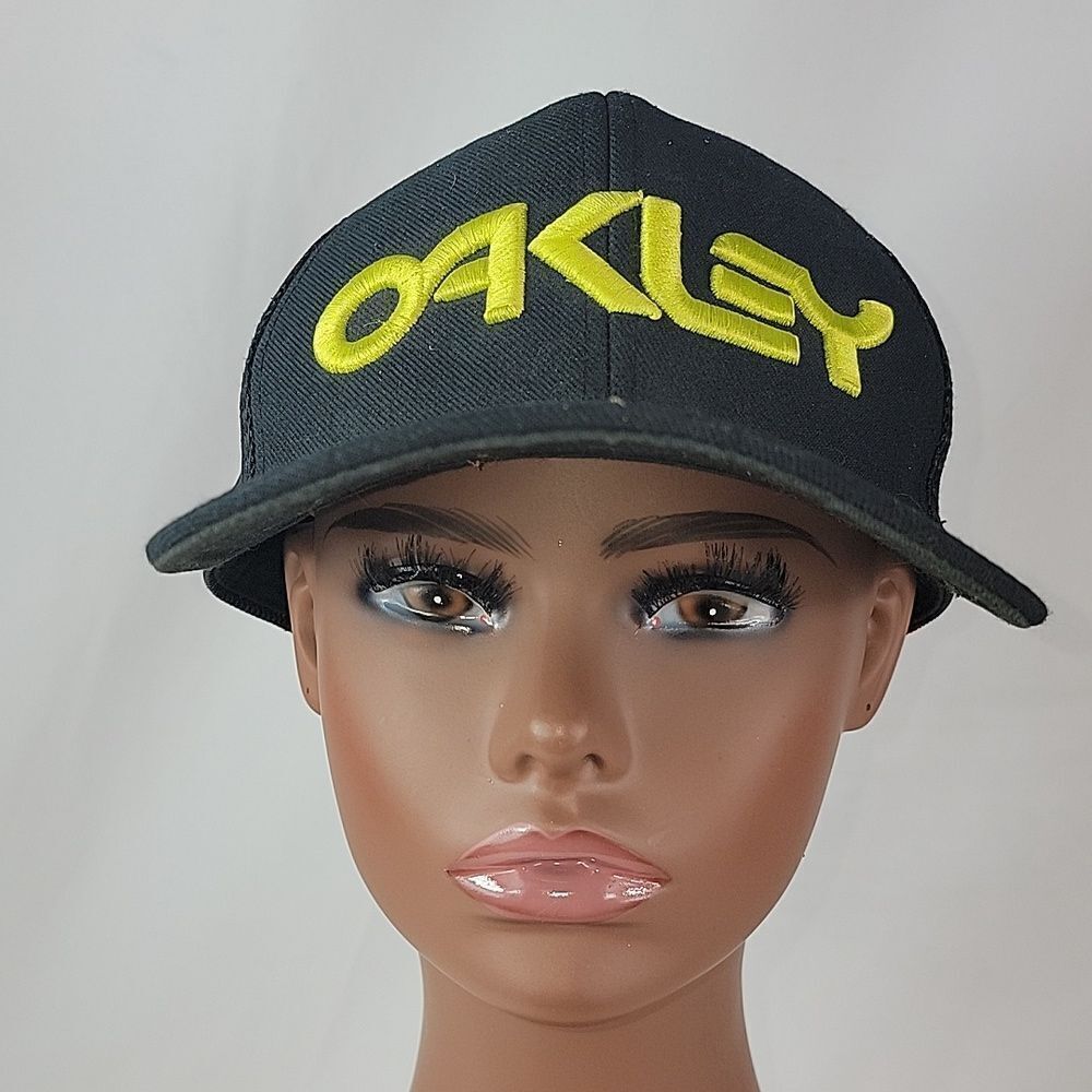 Oakley Hat Cap Snapback Trucker Black - Picture 4 of 10